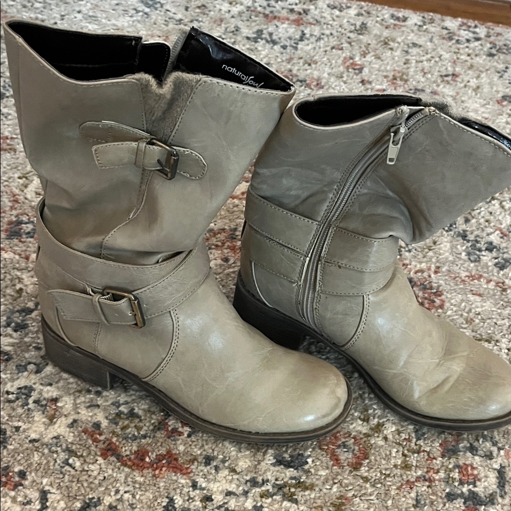 Naturalizer Women's Cream Moto Boots